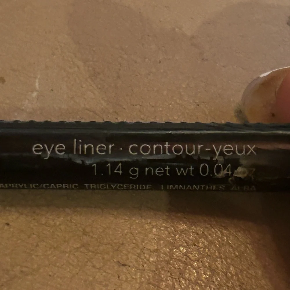 Avon Smooth Minerals Eyeliner. Indigo
